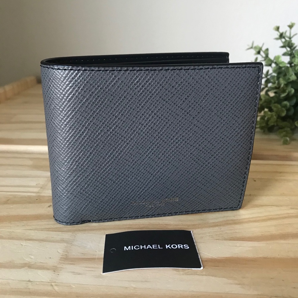 Michael Kors wallet men🎈🎈